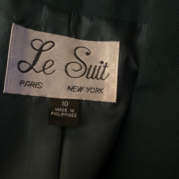 Le Suit 2 piece suit jacket and skirt women size 10 - Picture 8 of 14